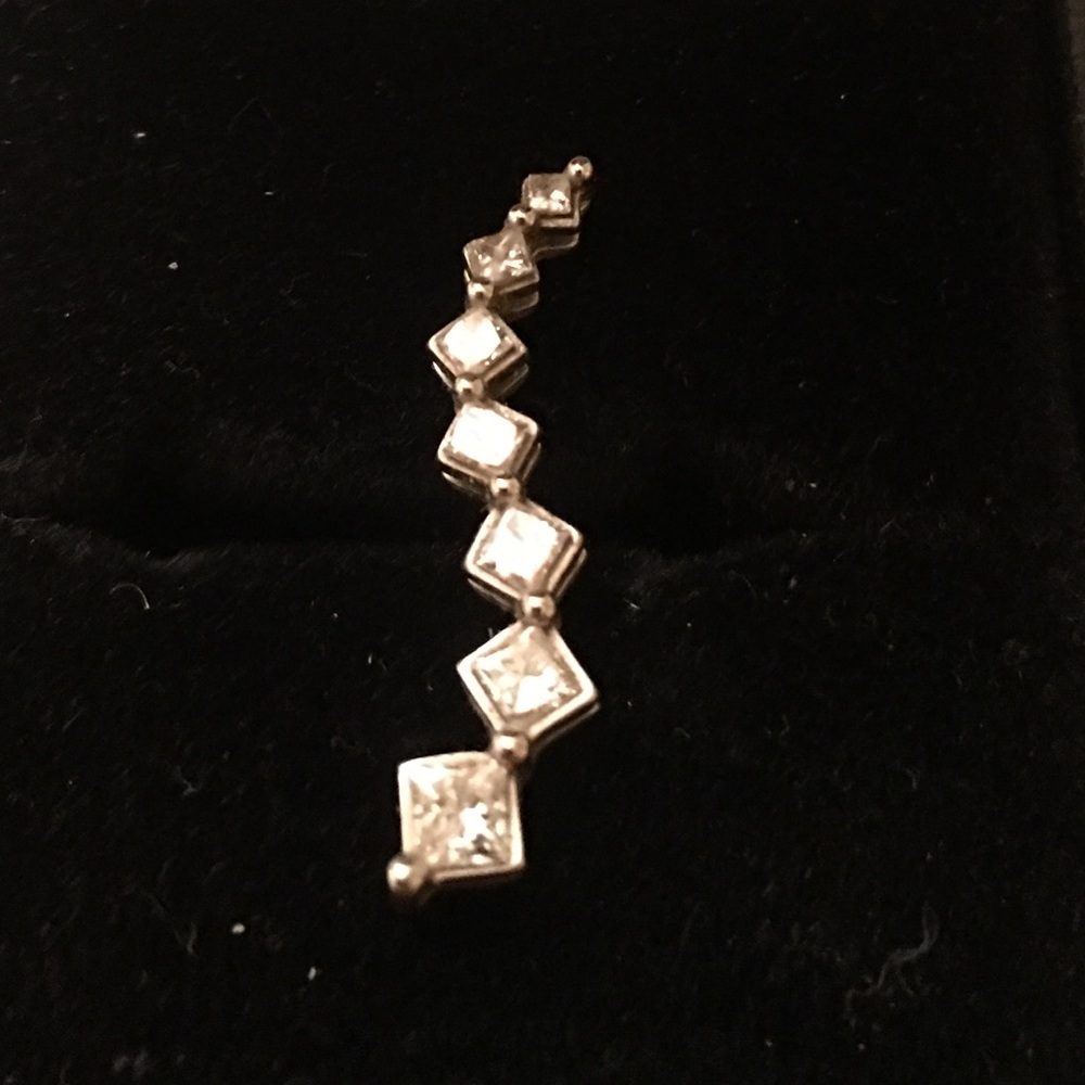 Diamond pendant